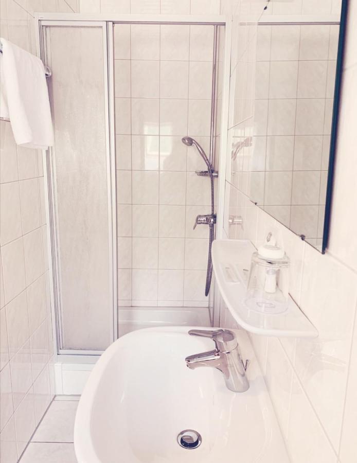 Wilhelm Tell Hotel 2*